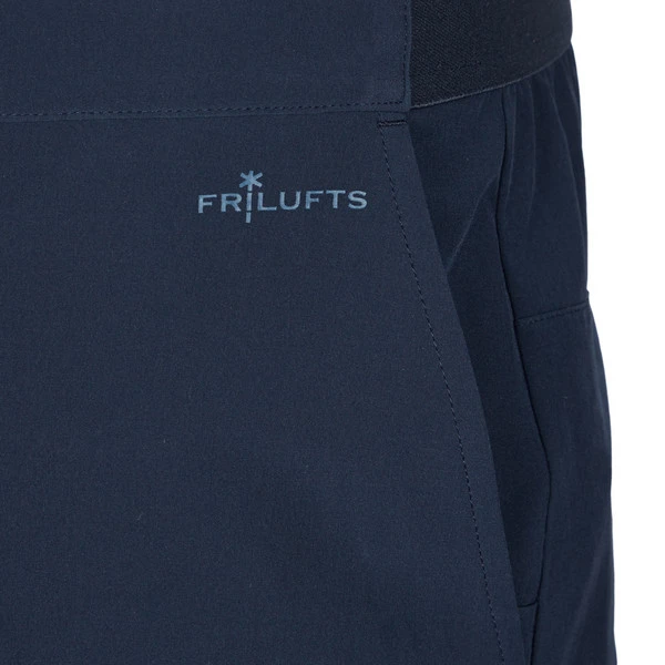 FRILUFTS KERASIA SHORTS Herren Shorts DARK SAPPHIRE 4 FRILUFTS KERASIA SHORTS Herren Shorts DARK SAPPHIRE - Image 4